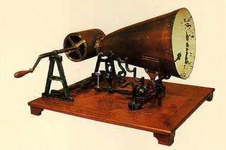 法国发明家斯科特(Scott)发明的声波振记器