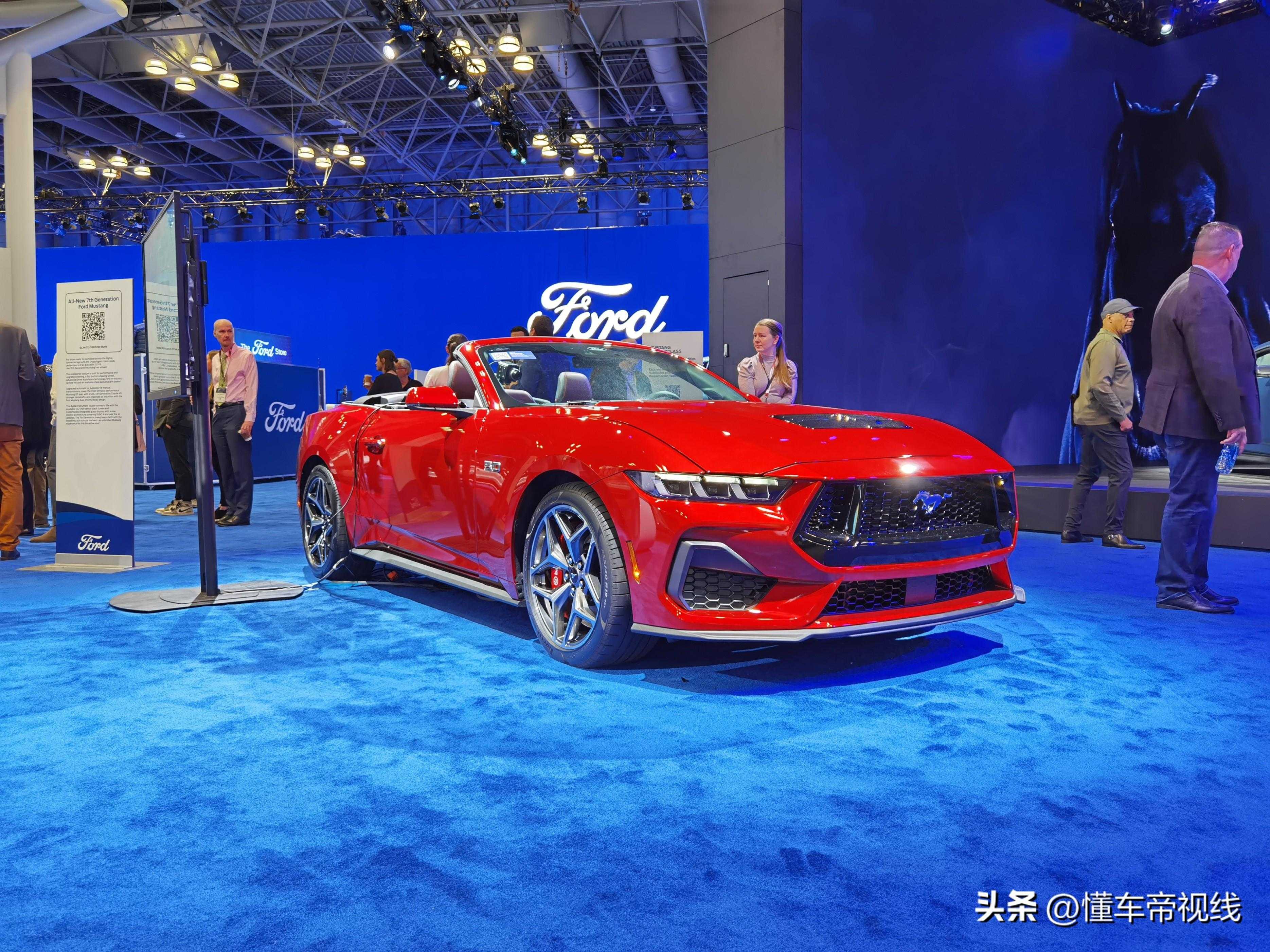 新车 | 福特Mustang GT敞篷版纽约车展实拍 5.0升V8/年内引入国内？