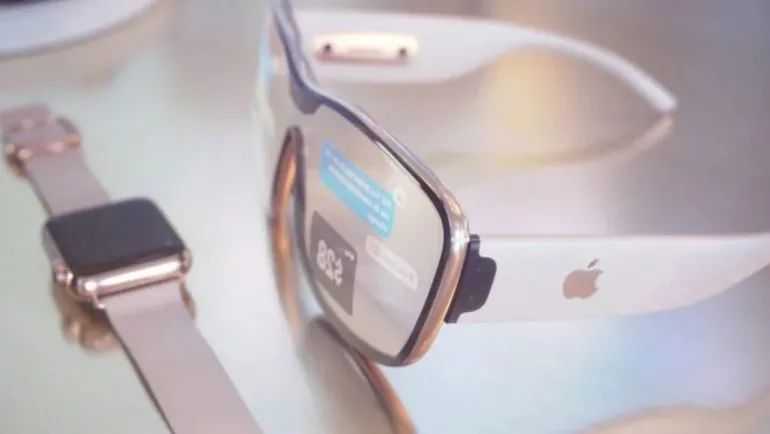 苹果尊贵的VR眼镜售价3000美元，打扰了。。。