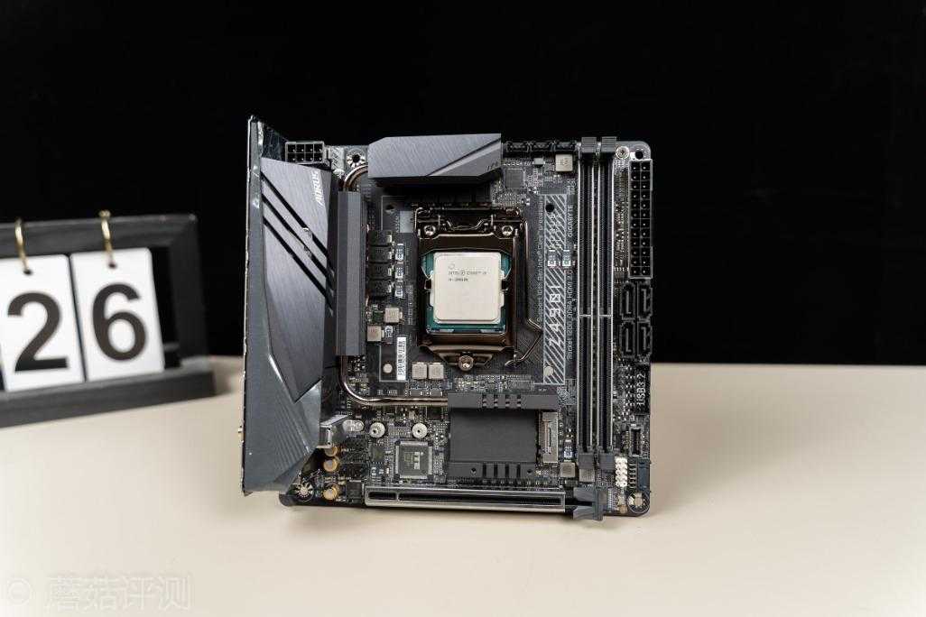 地表最强Z490 ITX主板、技嘉Z490I迷你雕主板 评测