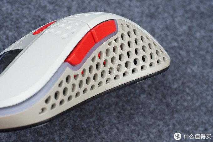 Xtrfy M4游戏鼠标拆解评测——70g轻量化洞洞鼠体验[亲测有效]