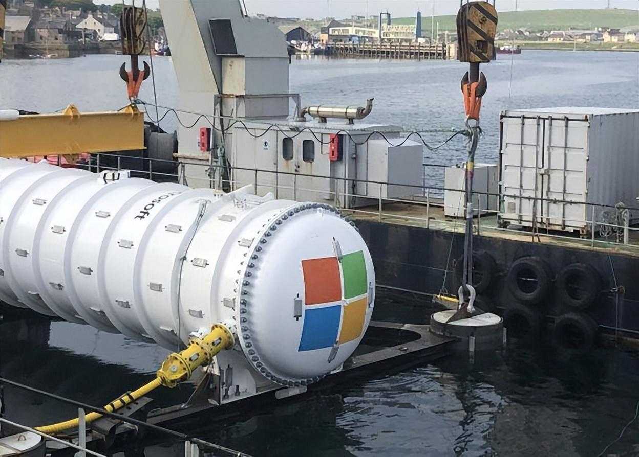 为何华为将服务器扔进深山，微软却将服务器沉入海底？