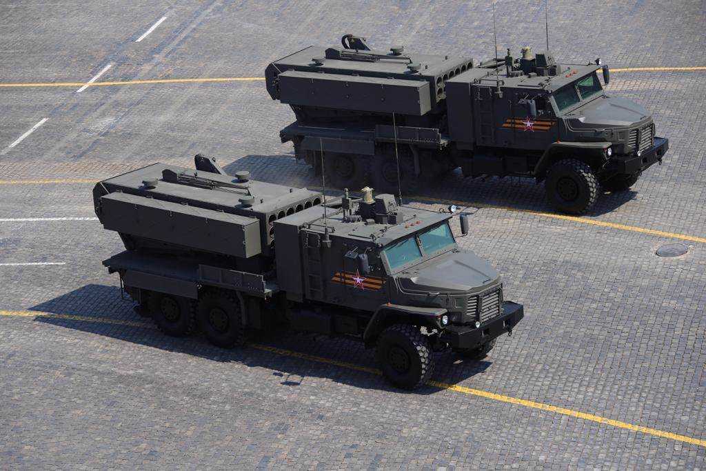 充分吸收战争经验，俄罗斯正在研制TOS-3，屠城神器有了新功能？