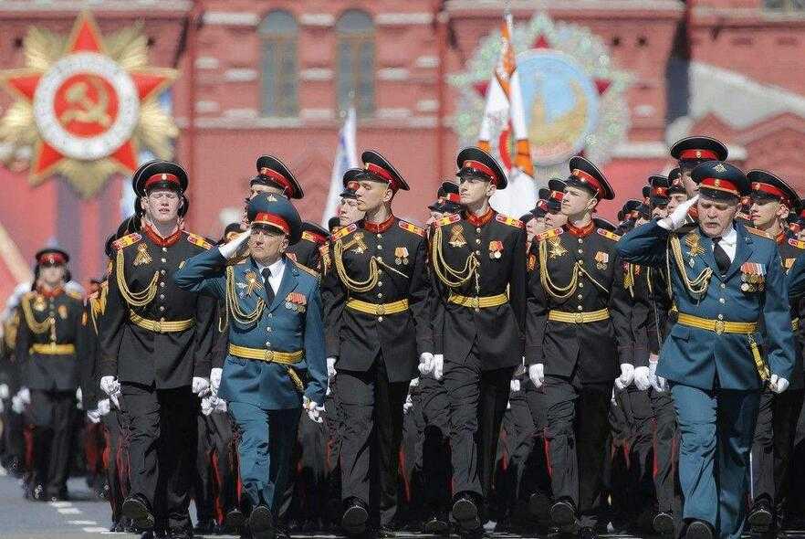 俄罗斯2017年大阅兵规模“几何级”增长，向西方世界展示力量