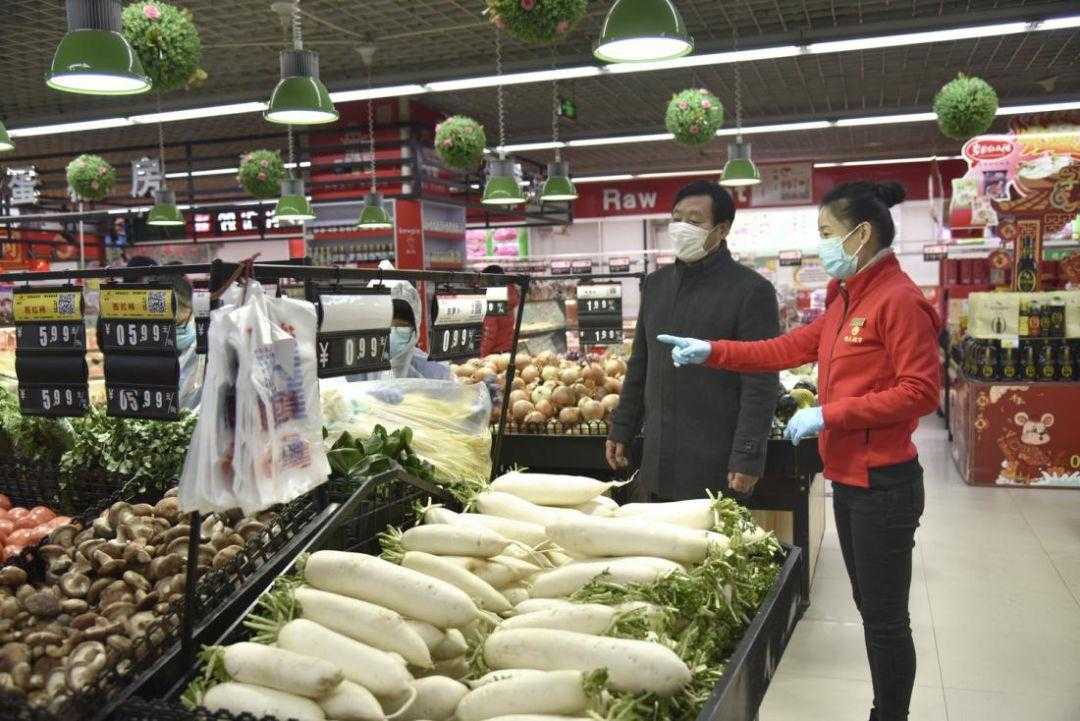 「战疫情」超市工作人员的一天
