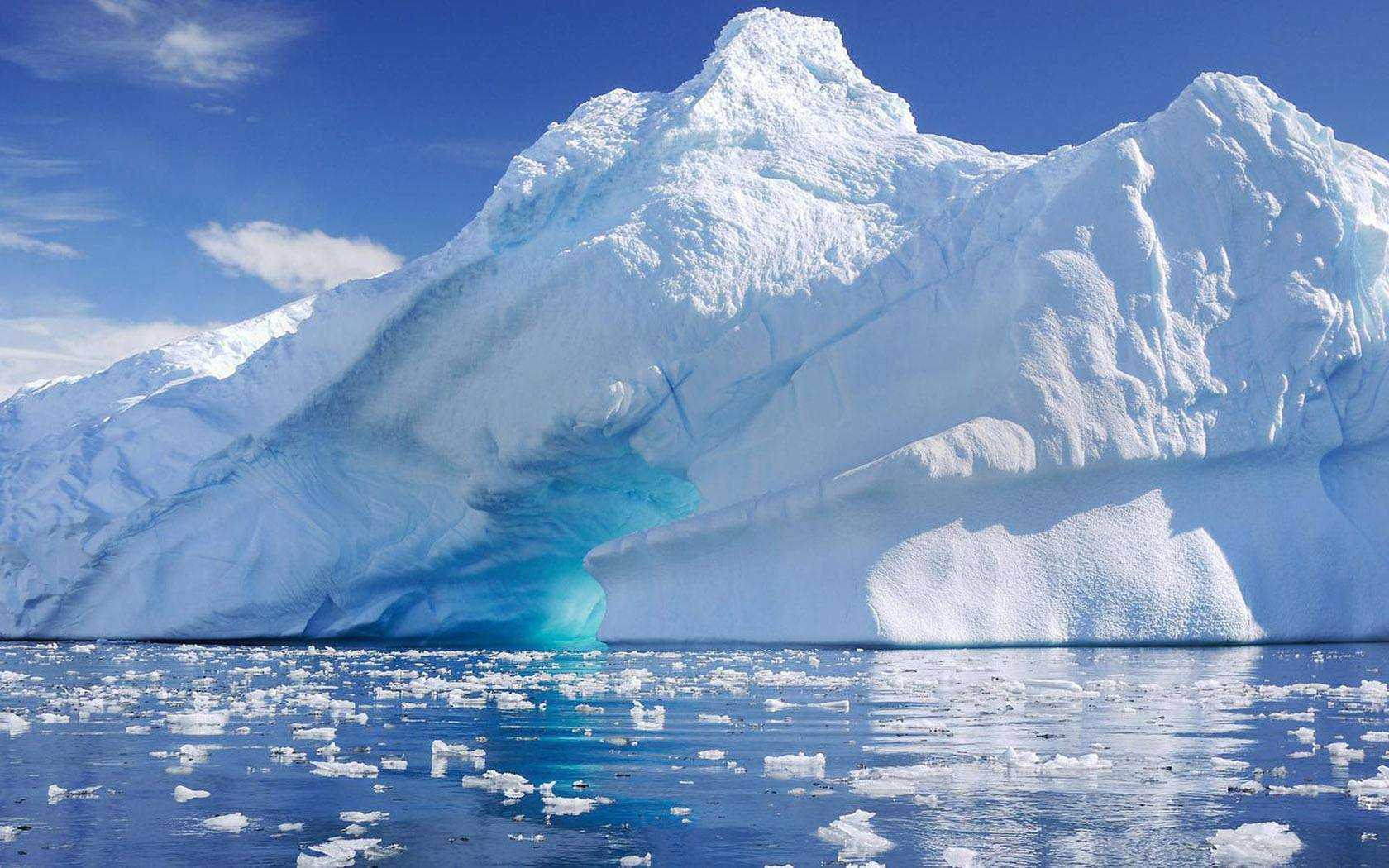 南极又出事了！1270平方公里的冰山脱落，或将导致海平面升高